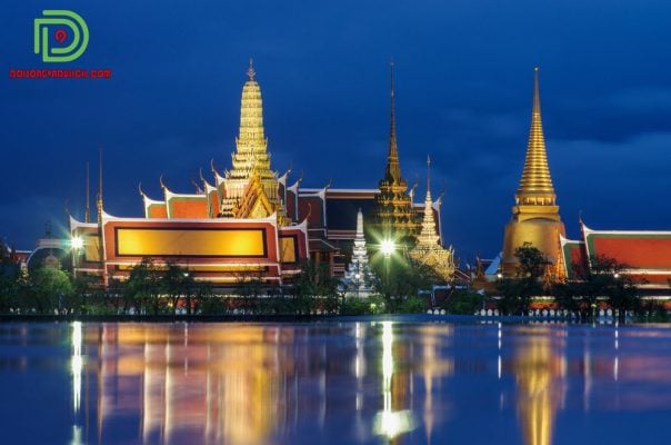 Wat Phra Kaew vào ban đêm